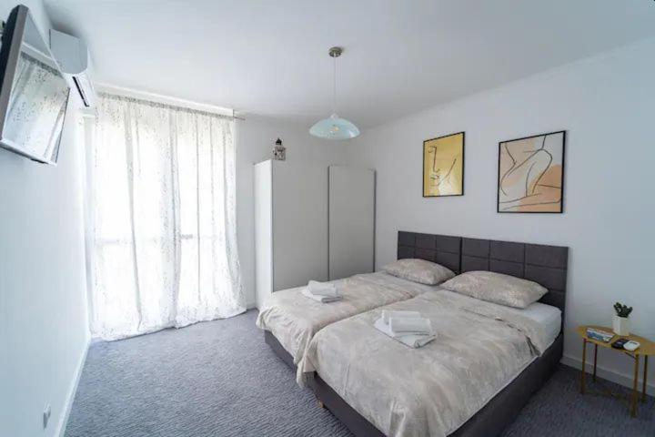 Adventure Apartment 75M2 Close To The Center Split Exteriér fotografie