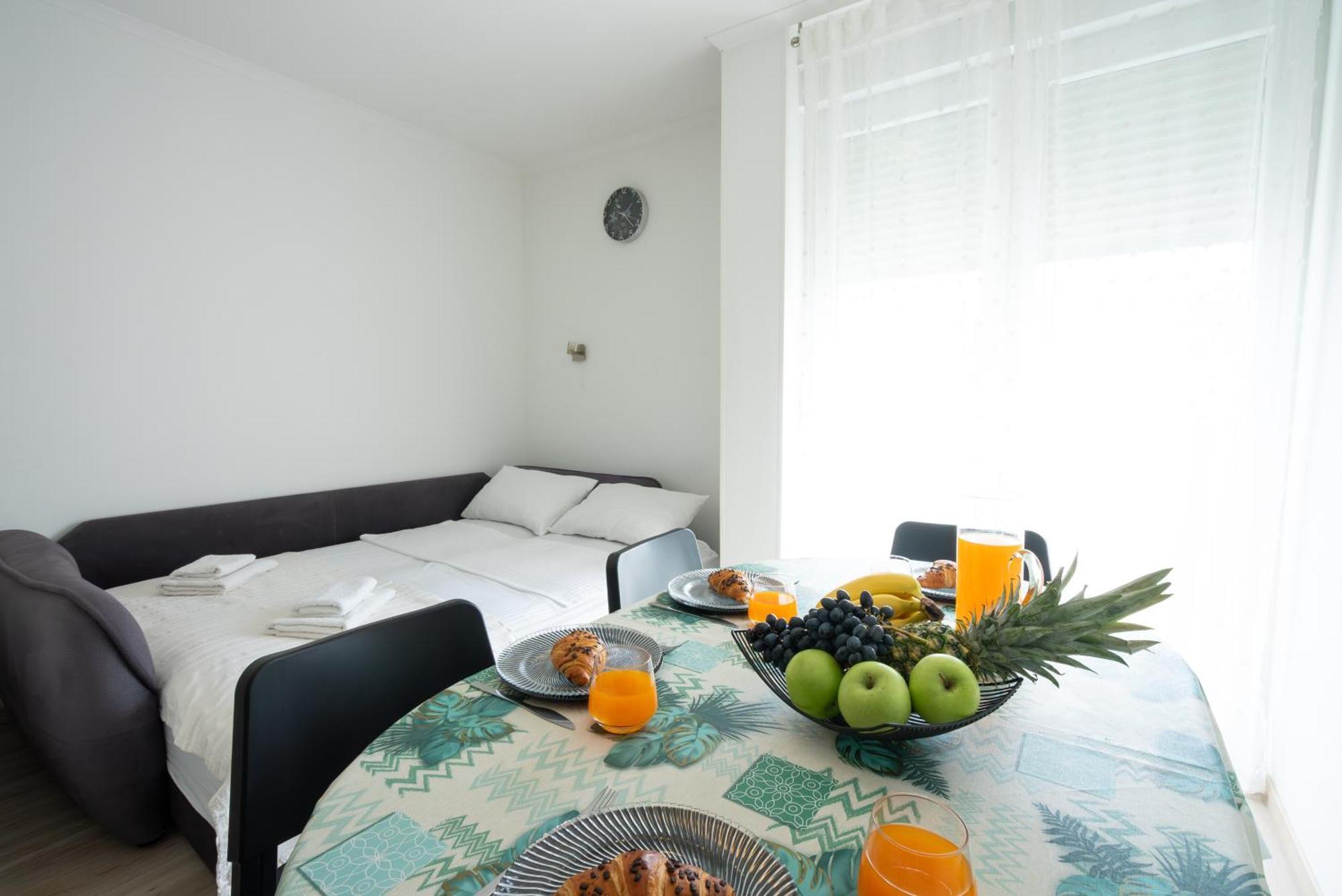 Adventure Apartment 75M2 Close To The Center Split Exteriér fotografie